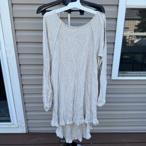 Umgee Boho Fringe Oatmeal Linen Blend Bell Sleeve Blouse, Size Small